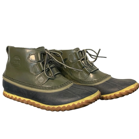 SOREL | Women’s Olive Green Patent Leather Out N‎ About Boots - Sz 7 - Picture 1 of 12